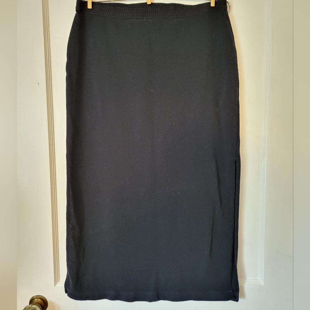 Black skirt